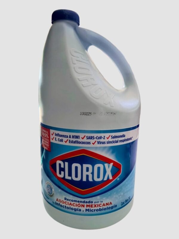 Blanqueador Solucion de Hipocloro De Sodio Clorox De 3.80 L